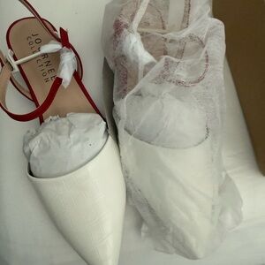 J.Renee Red and White Heels with Pointed Toe Design